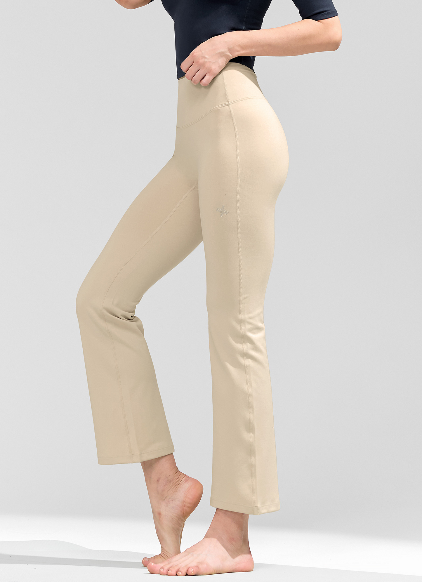 XELLA Intension Bootscut Pants 9"