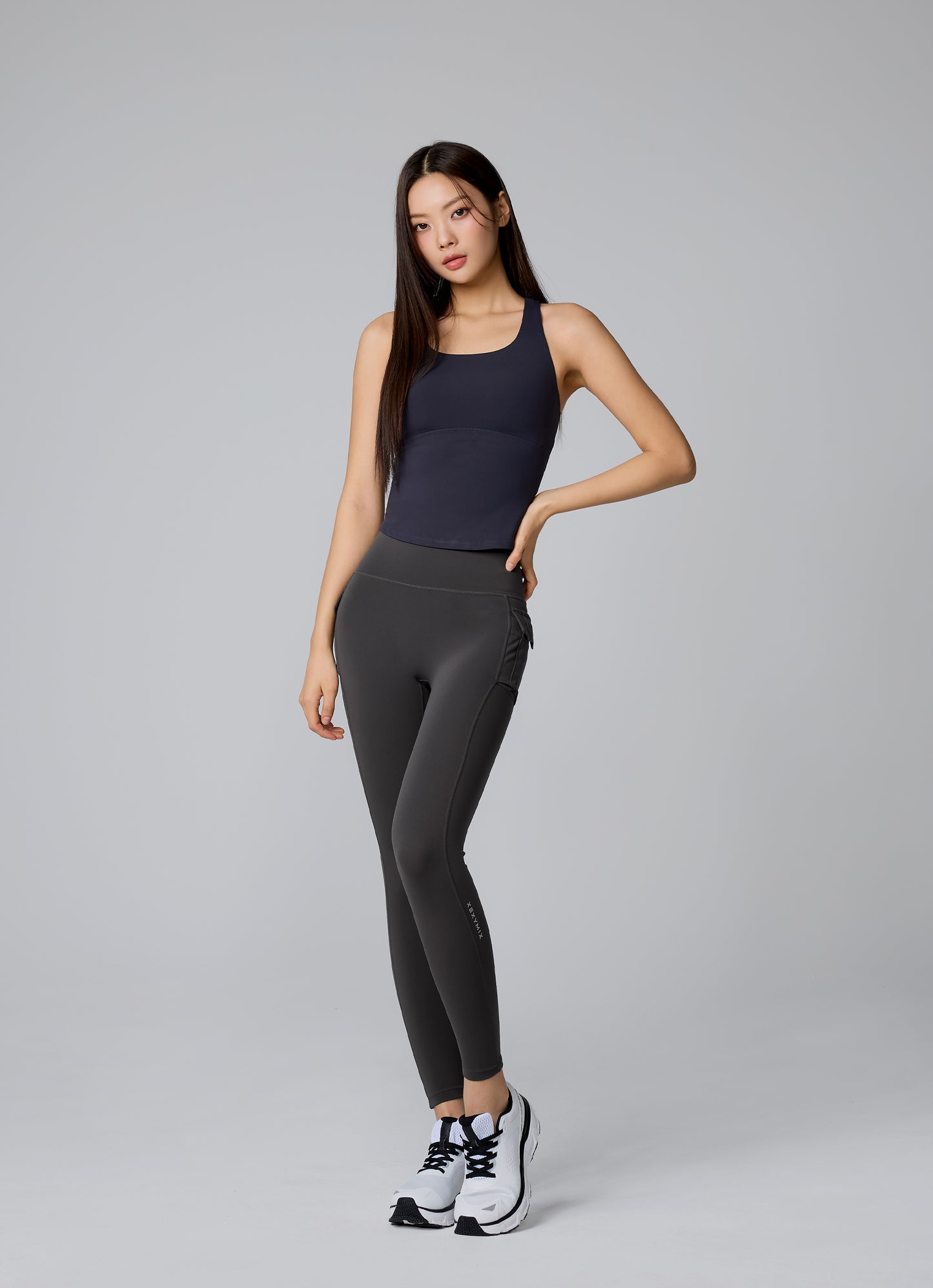 Back Slit Round Top