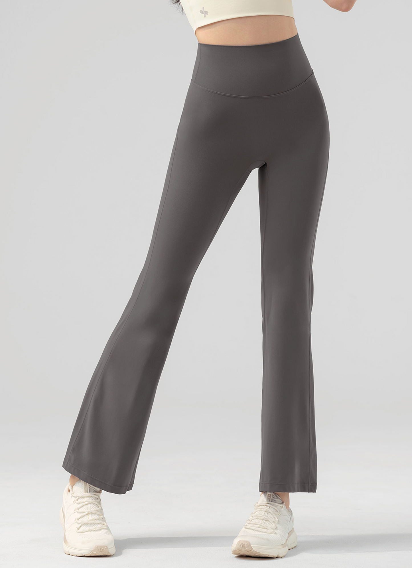 Black Label Signature Power Rise Bootscut Pants (Short)