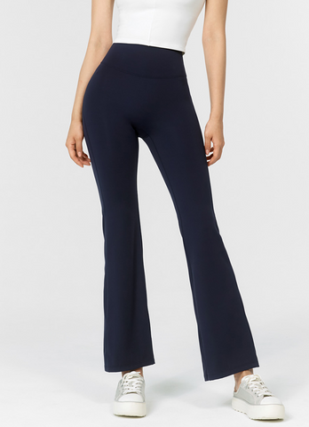 Black Label Signature Power Rise Bootscut Pants (Short)