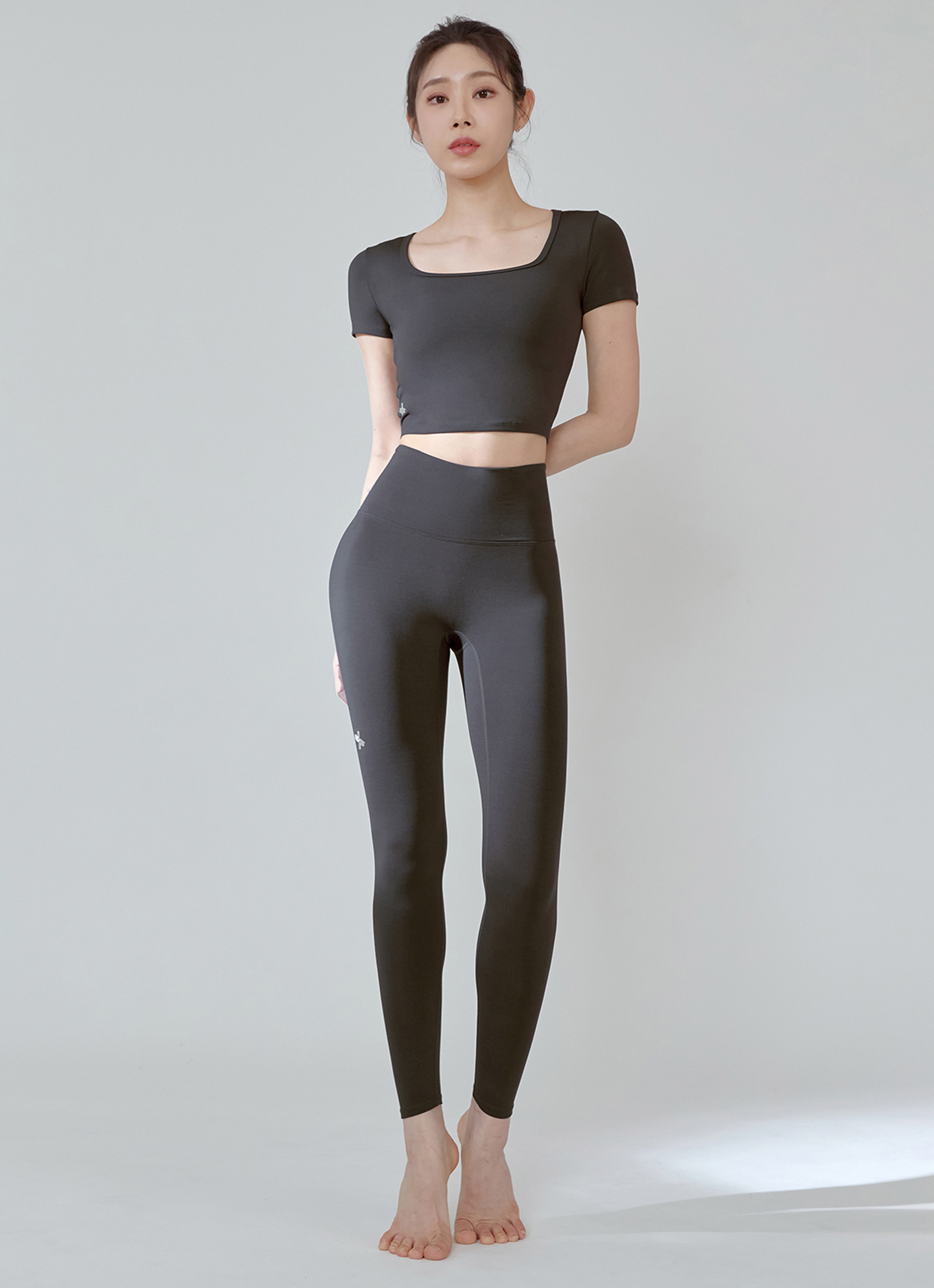 XELLA Intension Body Sculpt Tight-Fit Leggings