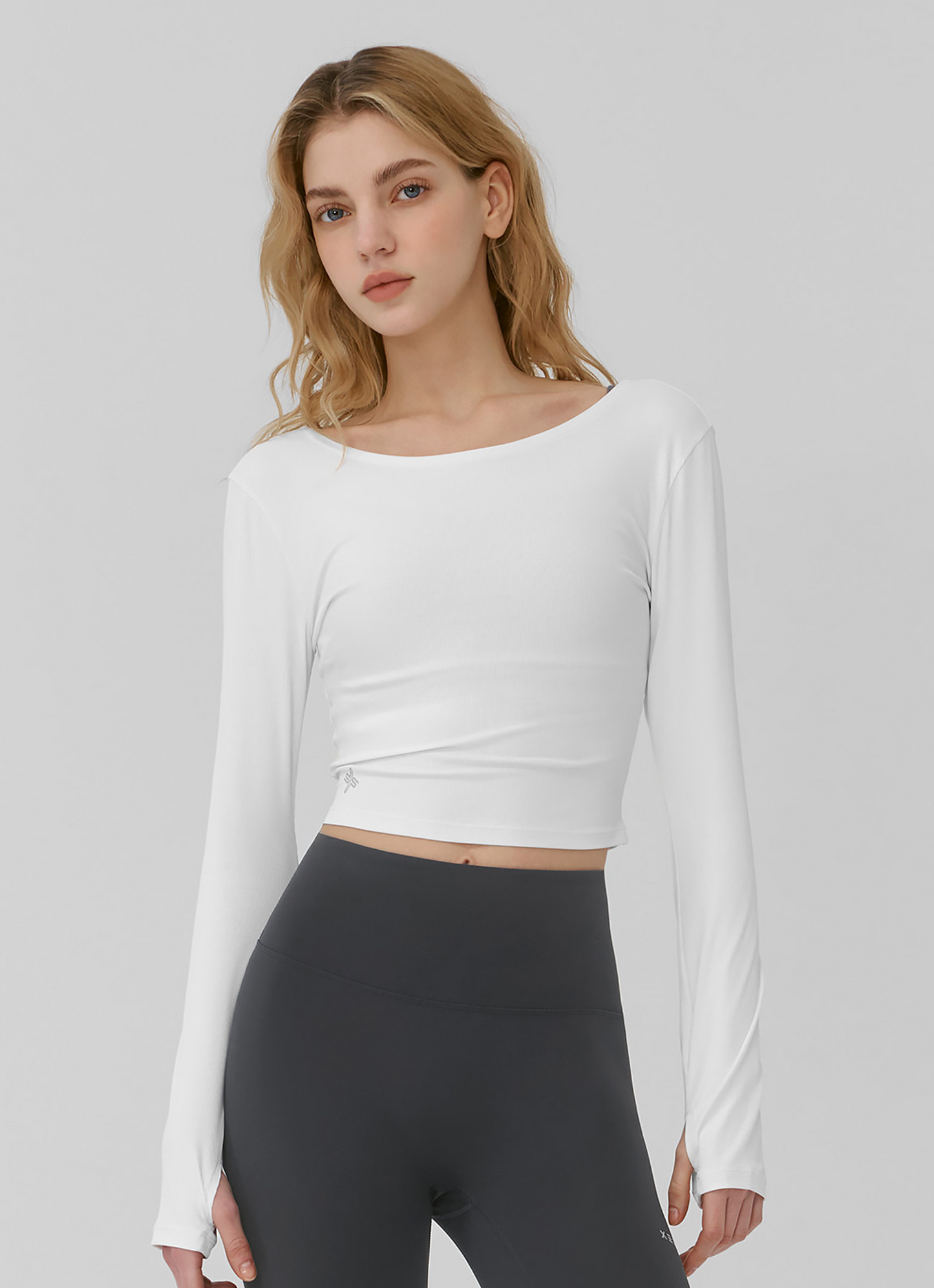 Ribbed Back Slit Finger Hole Long Sleeve