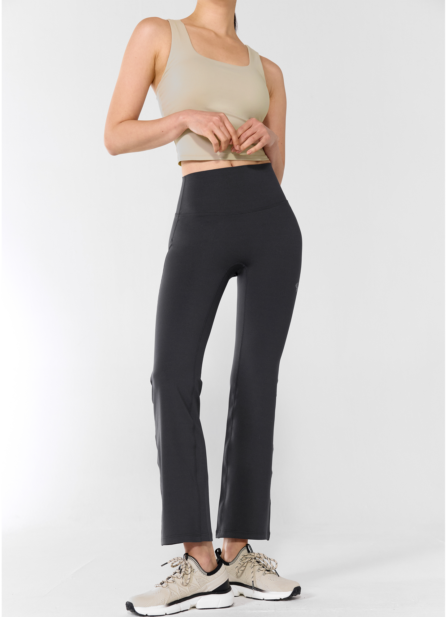 XELLA Intension Bootscut Pants 9"