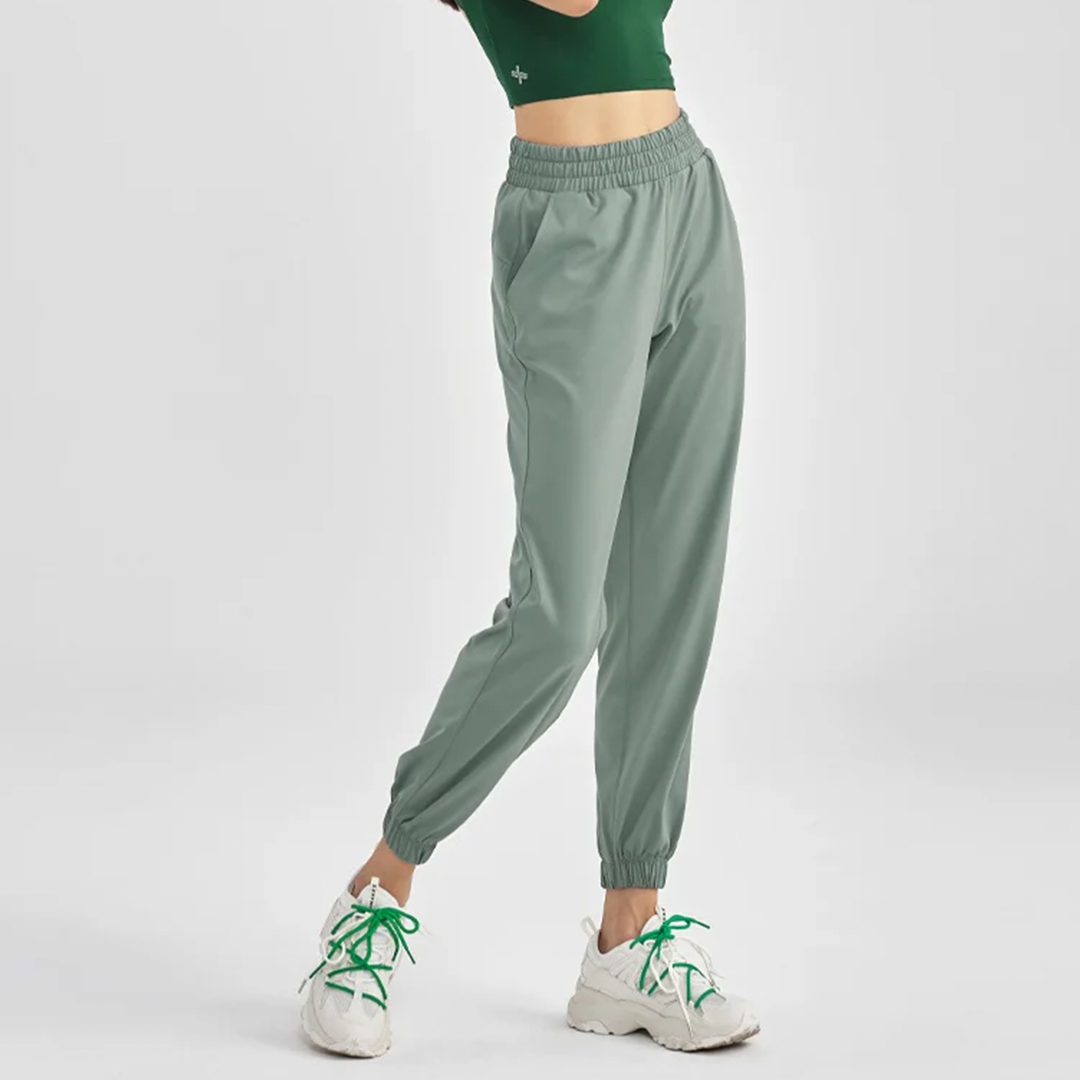 Performance Jogger Pants