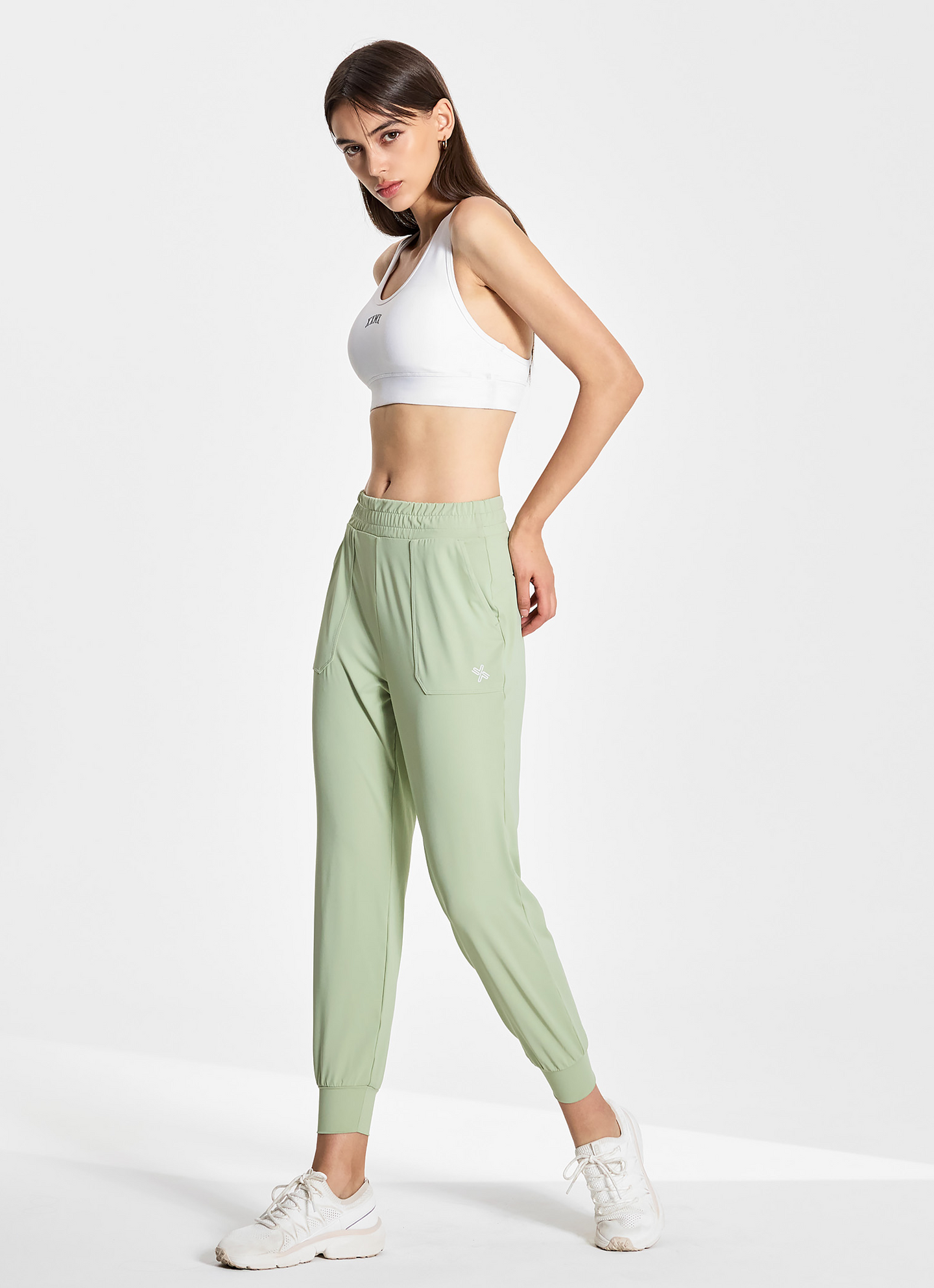 Medium Feather In-Band Jogger Pants