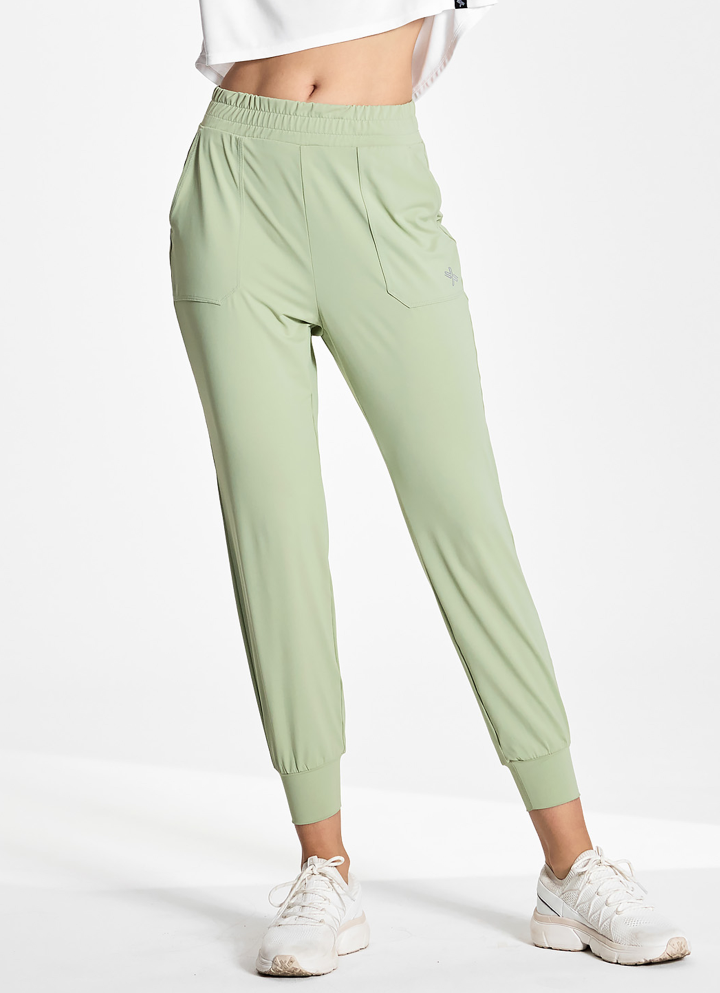 Medium Feather In-Band Jogger Pants