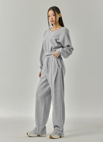 Softly Napping V-neck Crop Swear Shirts