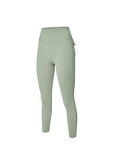 Black label Signature 360N Hip Pocket Leggings in Matcha Green