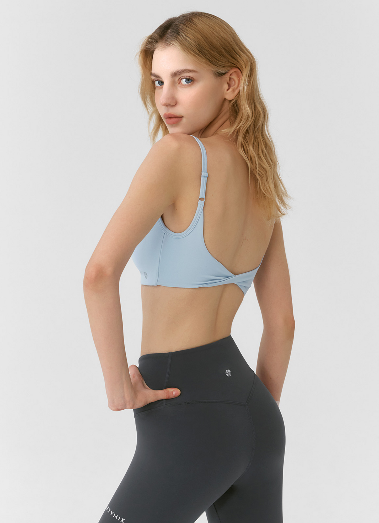 Black Label Signature Power Rise Back Twist Sports Bra