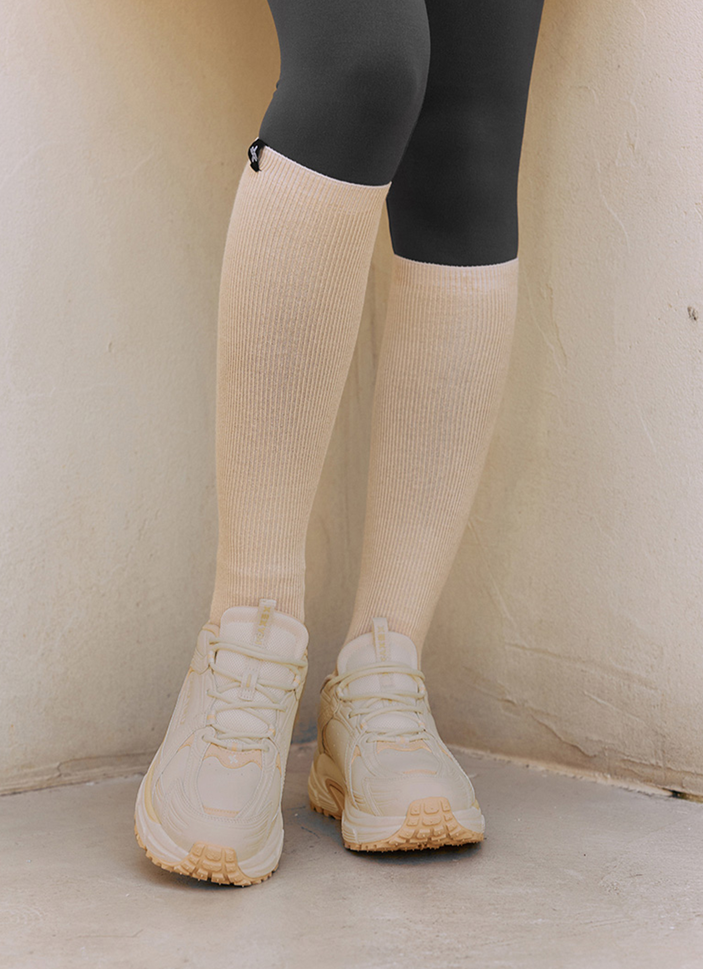 Non-slip Ribbed Knee Socks