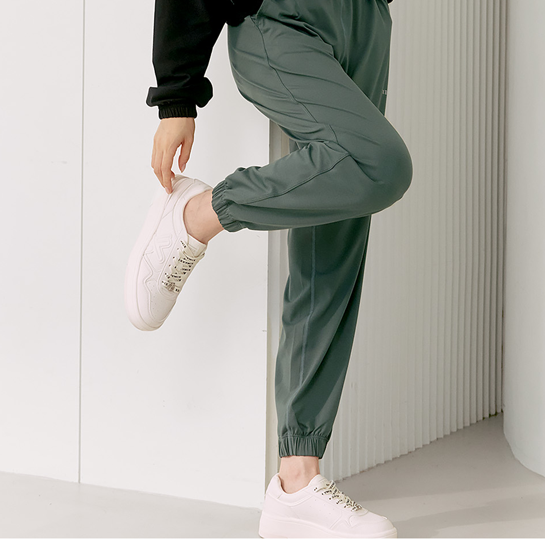 Performance Jogger Pants
