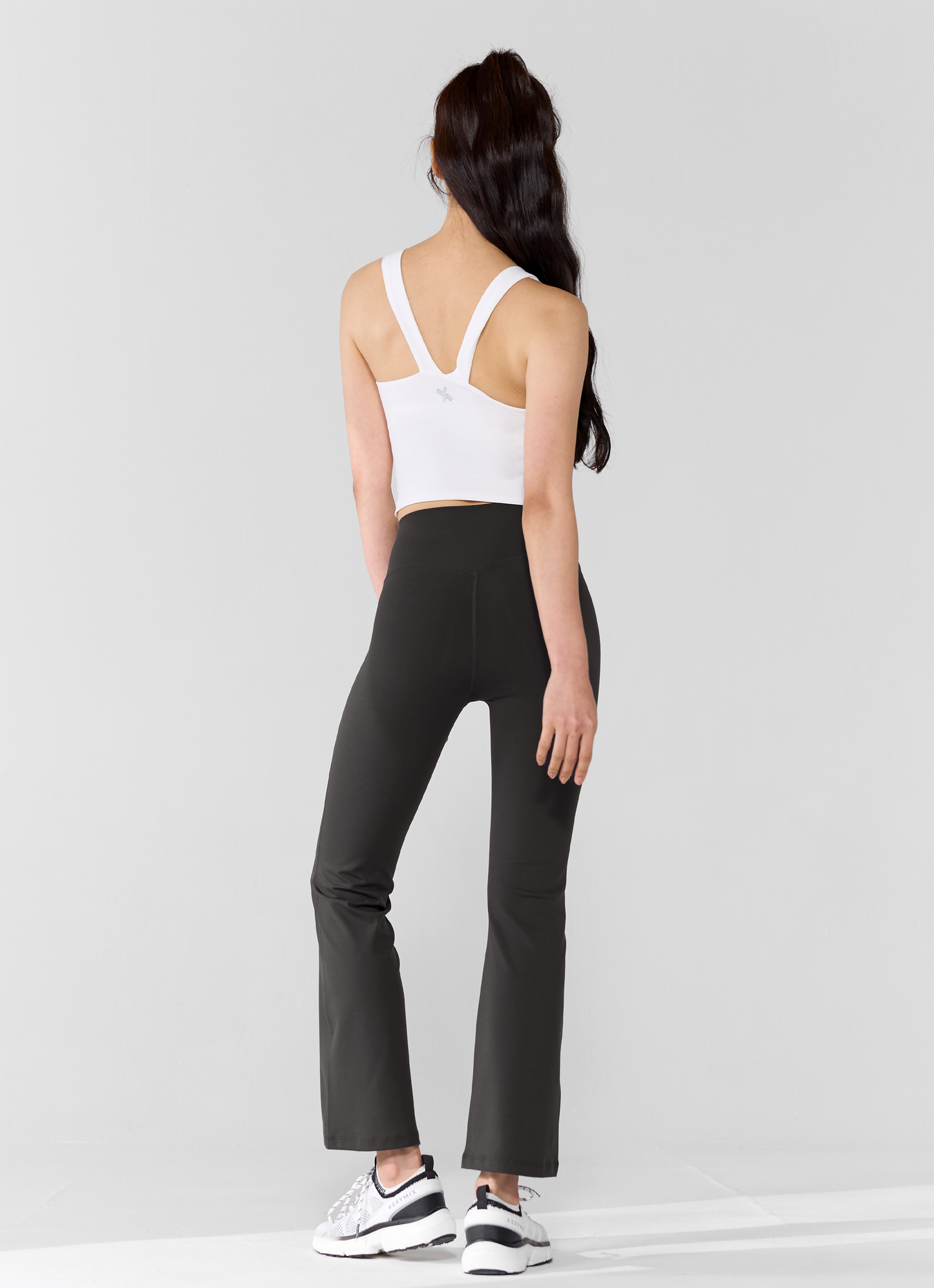 XELLA Intension Bootscut Pants 9"