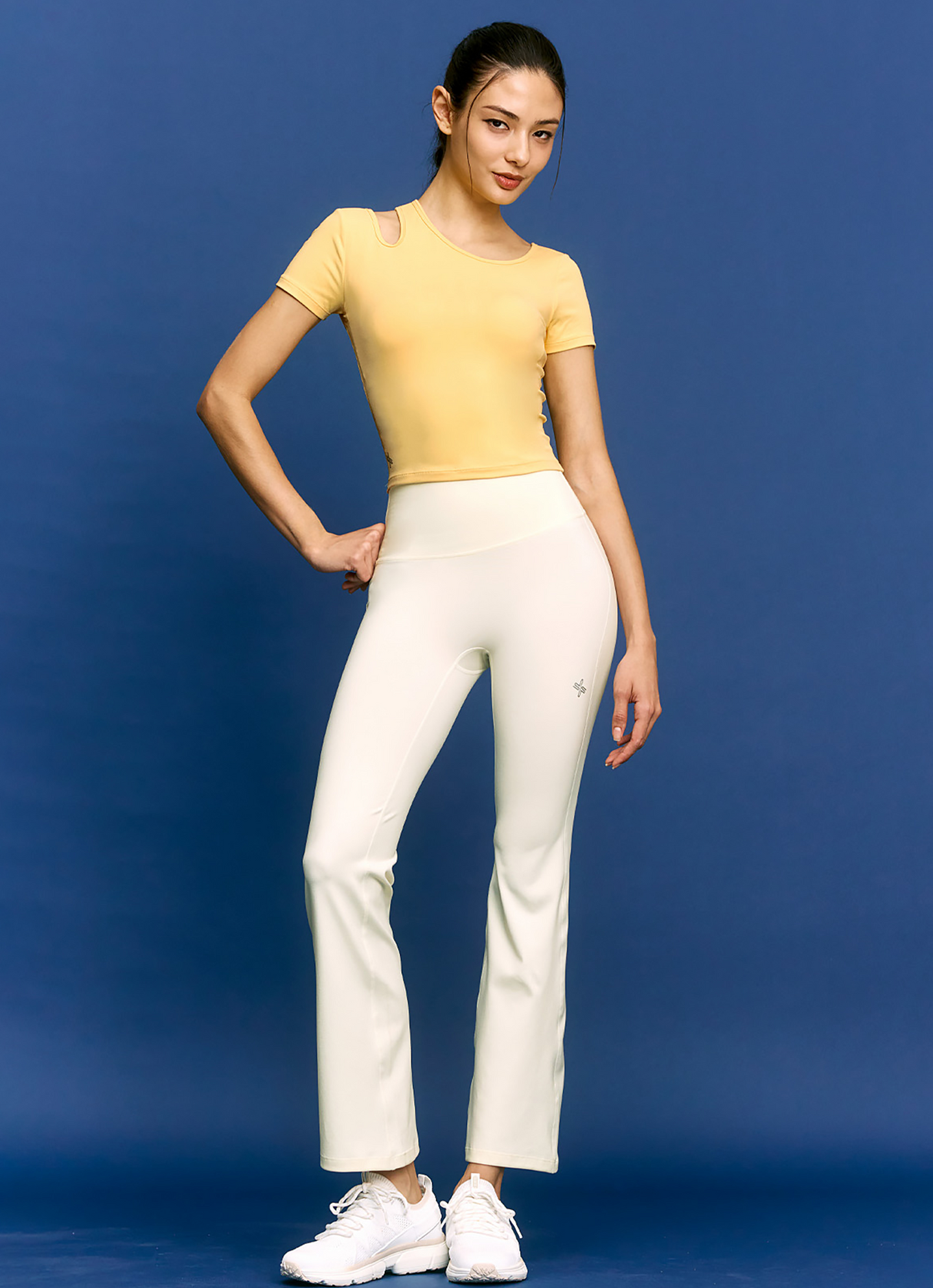 XELLA Intension Bootscut Pants 9"
