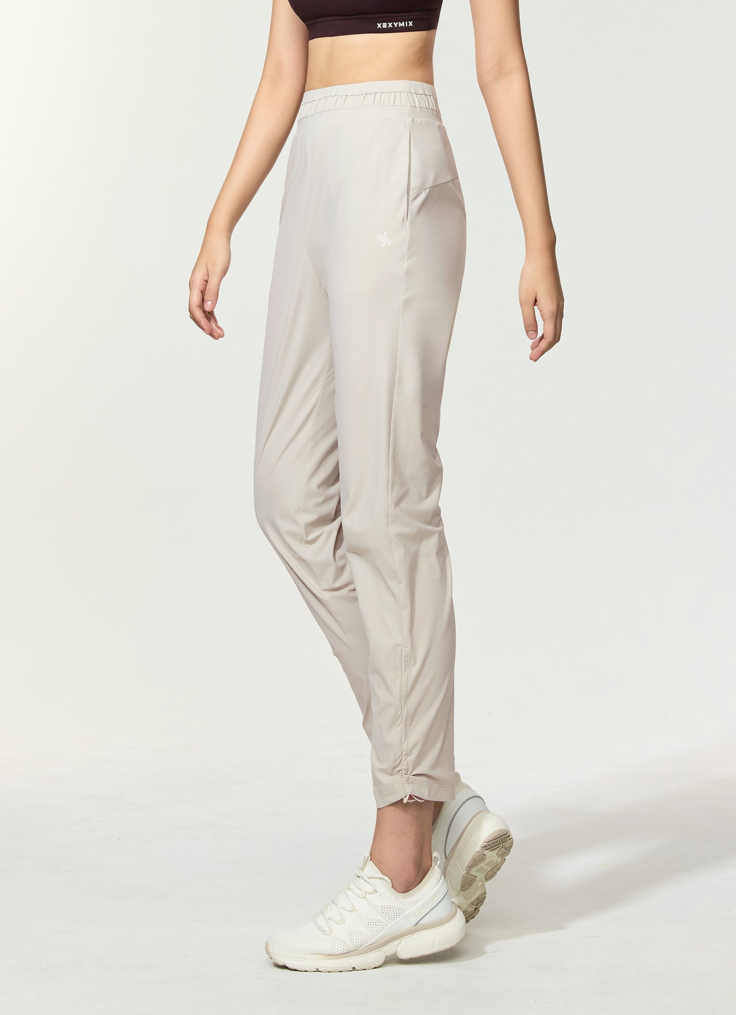 Cooling Tricot Shirring Jogger Pants