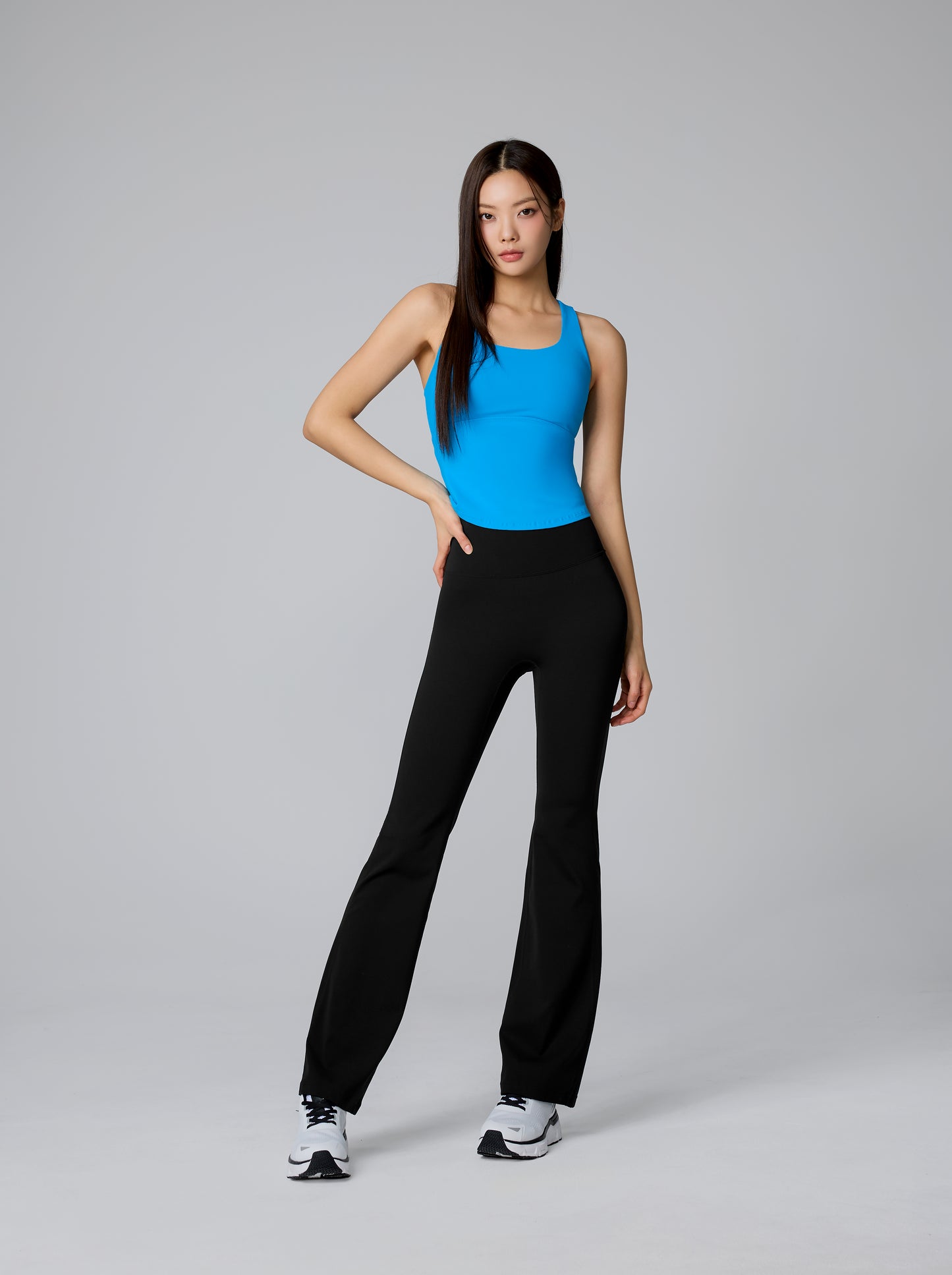 Back Slit Round Top