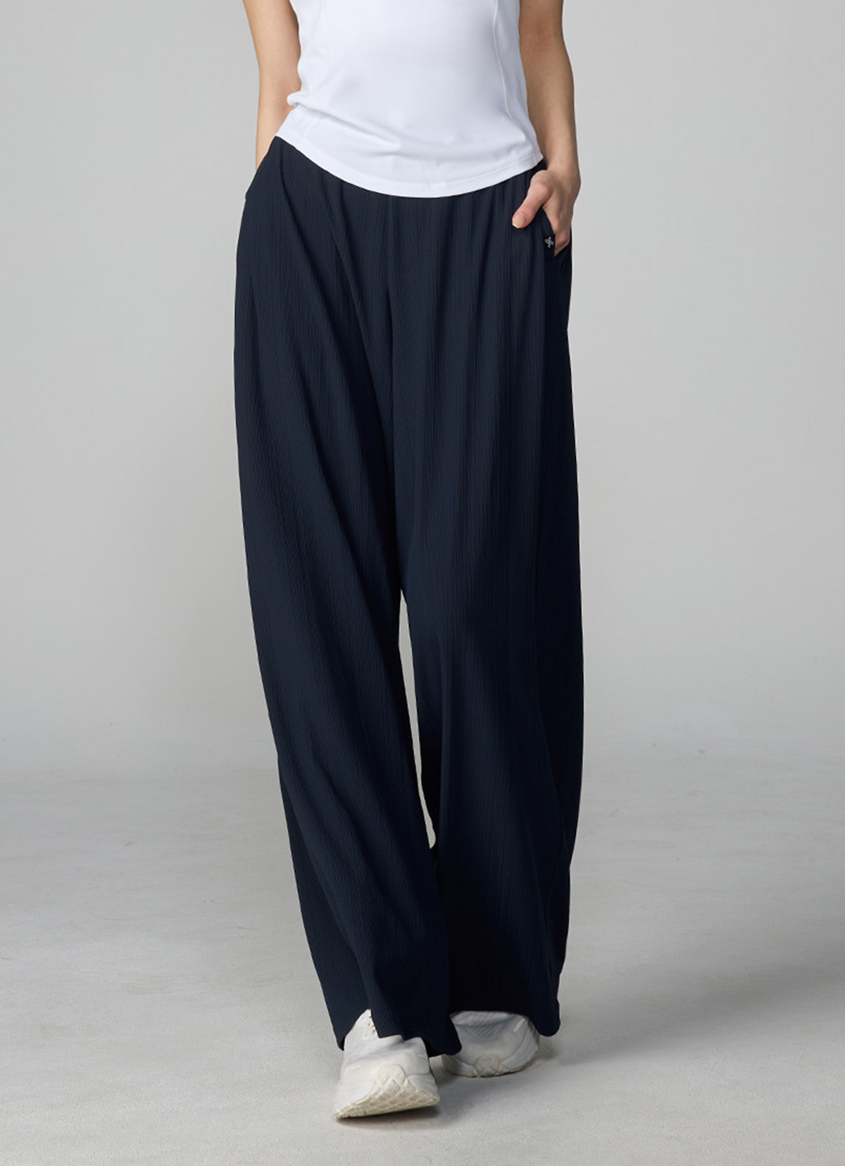 Pleated Balloon Wide Pants