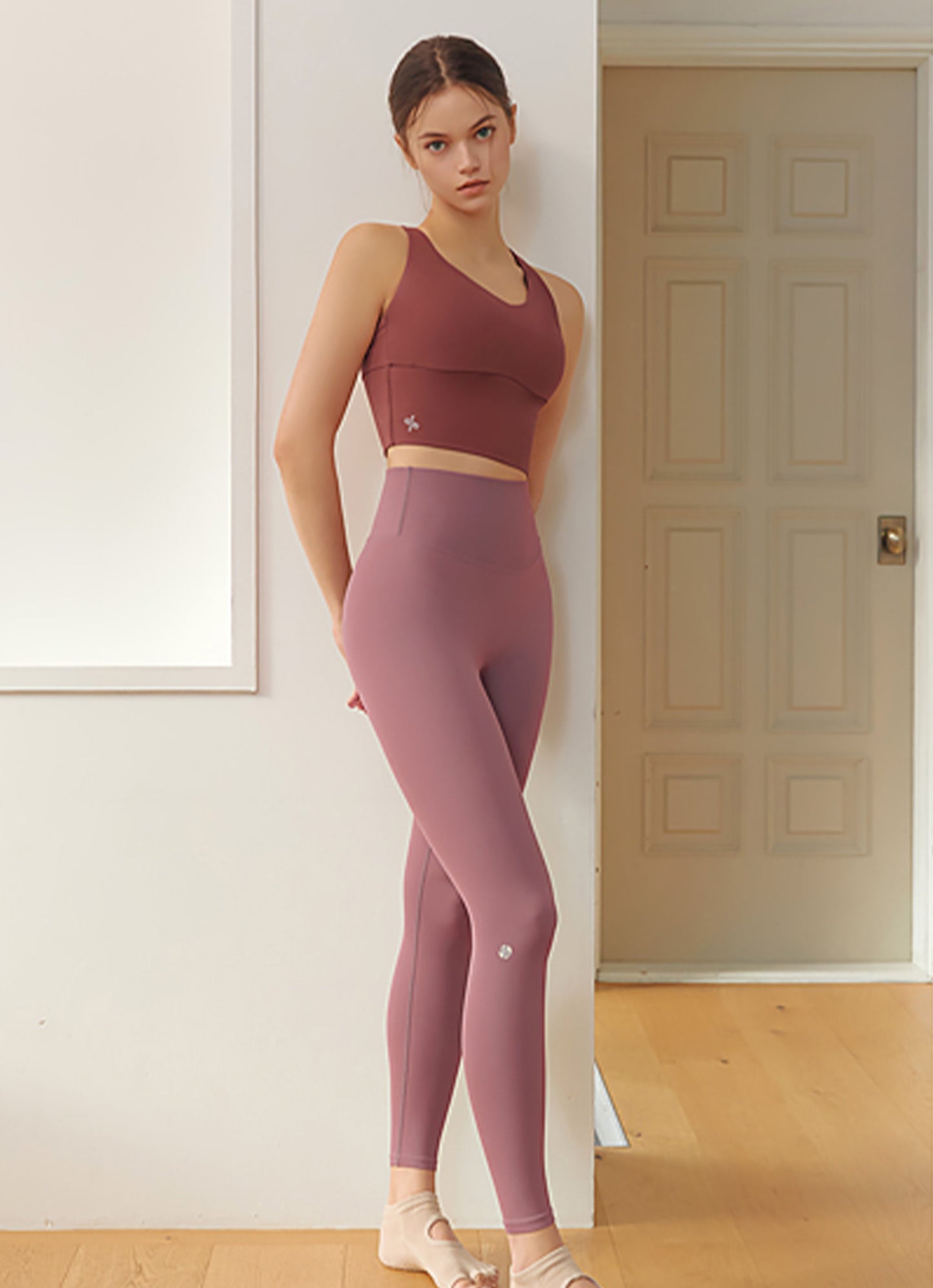 Black Label Signature 330N Leggings