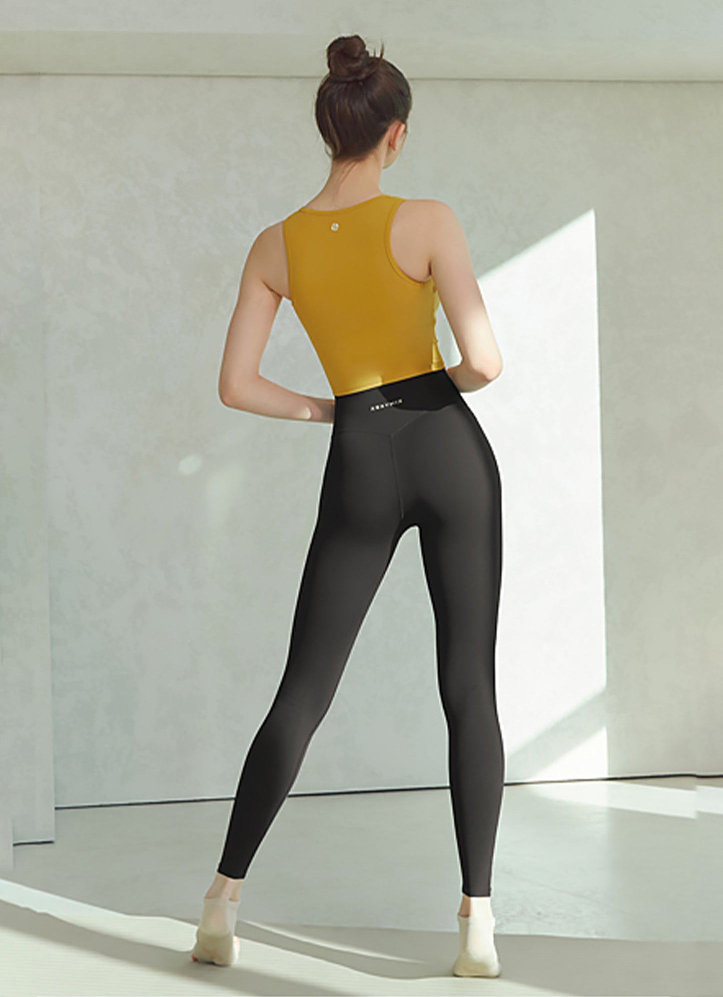 Black Label Signature 330N Leggings