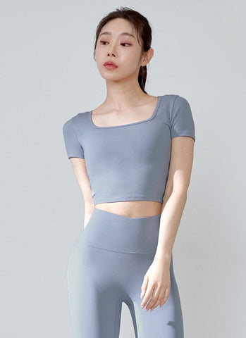 XELLAª Intension Crop Top