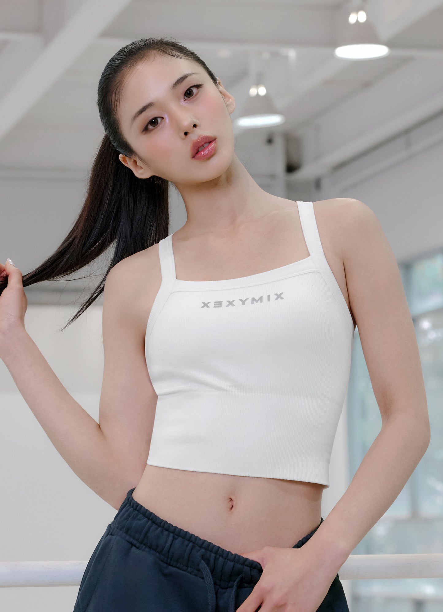 Corrugated Seamless Logo Point Crop