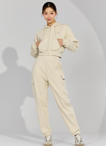 e2d7c3_Hug Beige