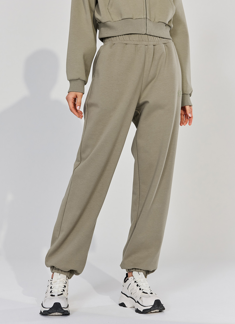 a19682_Urban Khaki