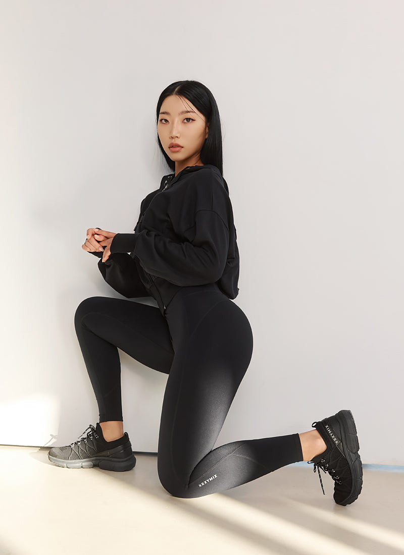 181715_Black